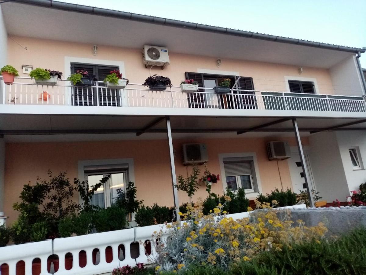 Apartment Lana Senj  Εξωτερικό φωτογραφία