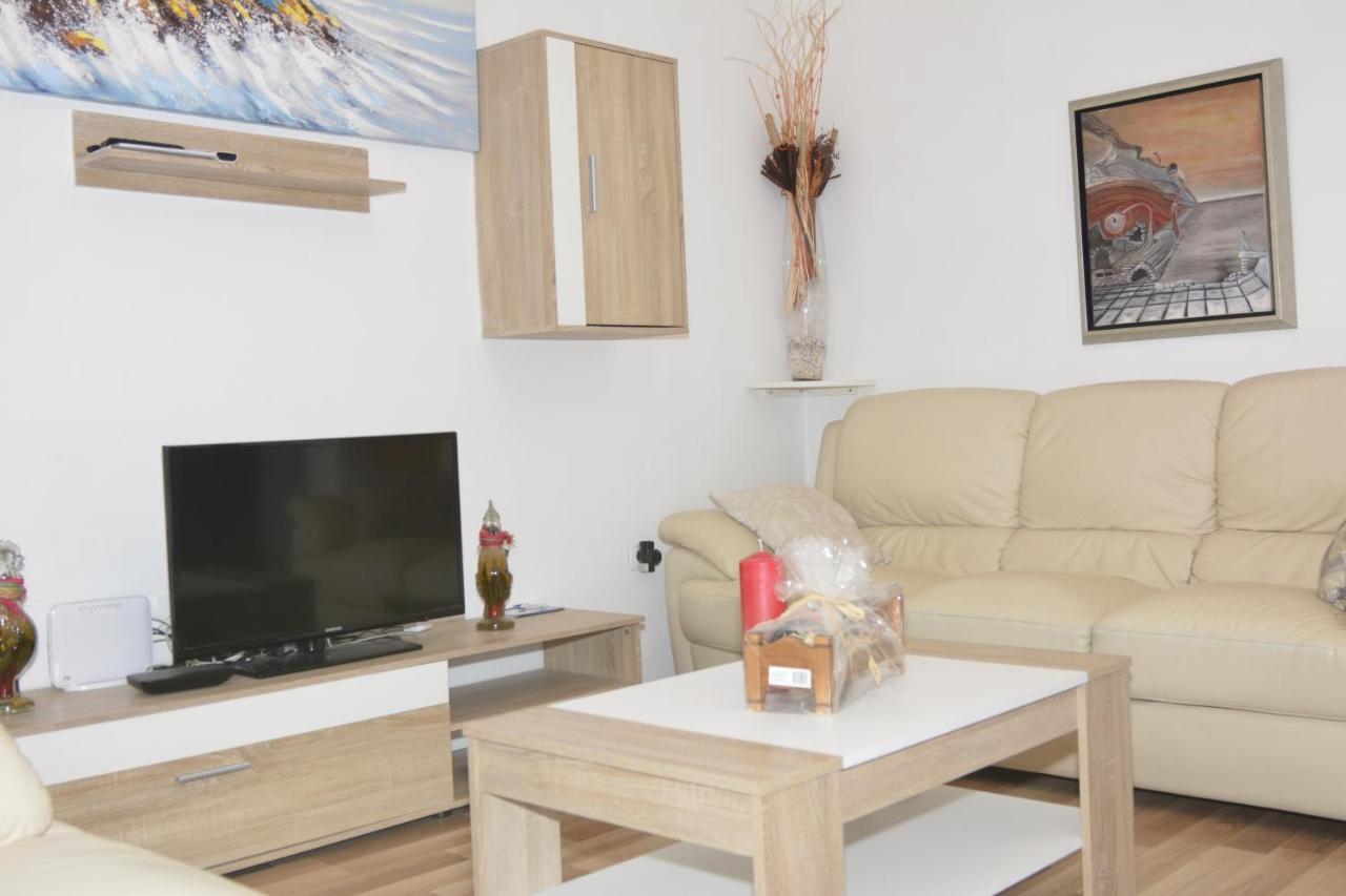 Apartment Lana Senj  Εξωτερικό φωτογραφία
