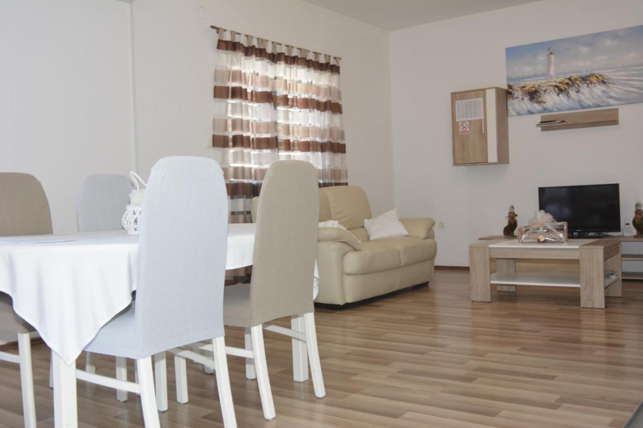 Apartment Lana Senj  Εξωτερικό φωτογραφία